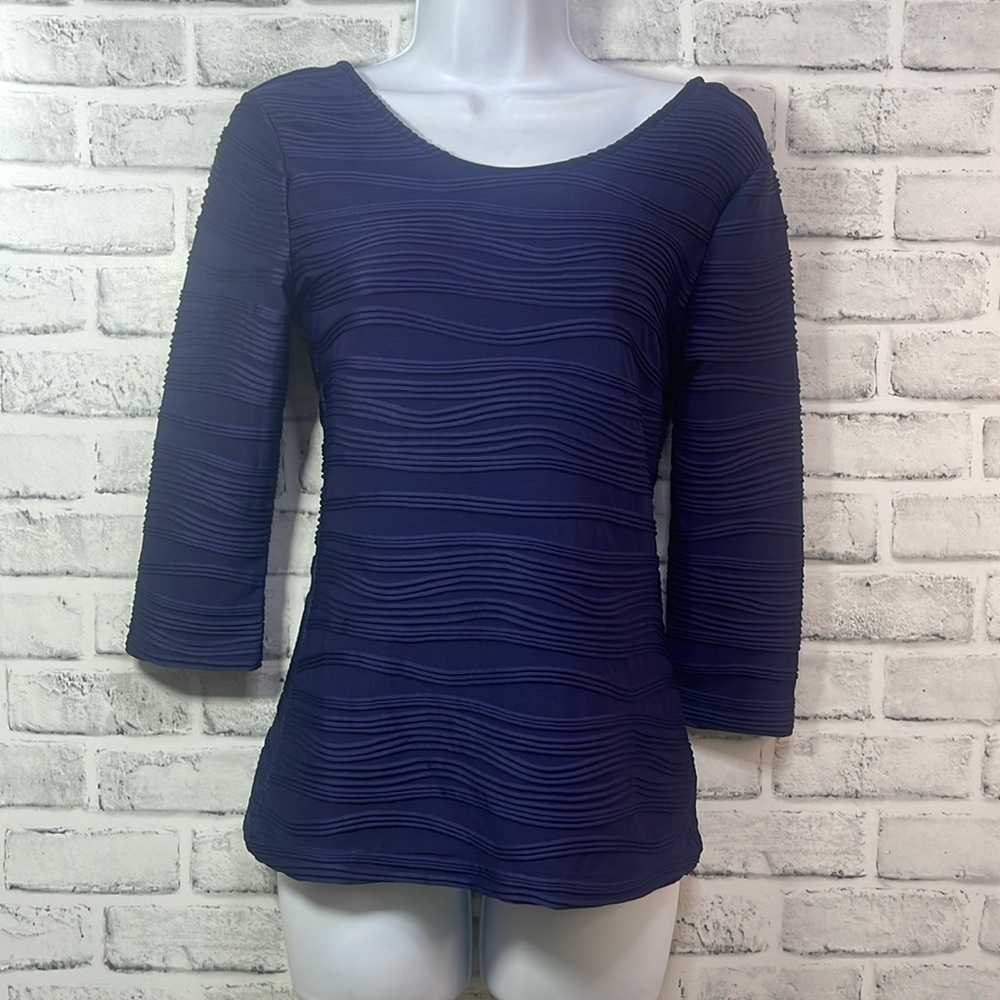 Jennifer Lopez Scoop Back 3/4 Sleeve Top Extra Small